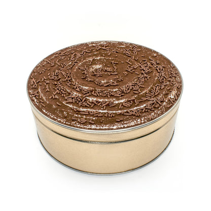 Chocolate Dominican Cake Can