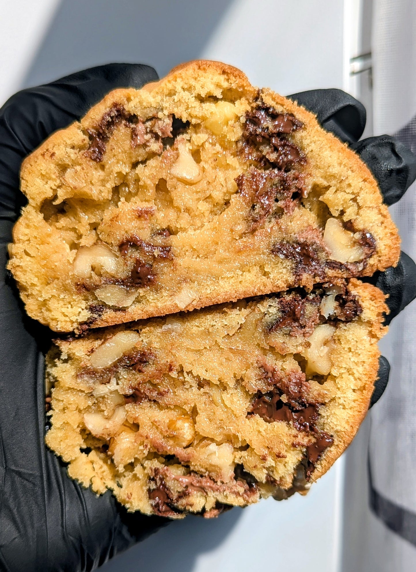 Chocolate Chip Walnut Cookie image 0